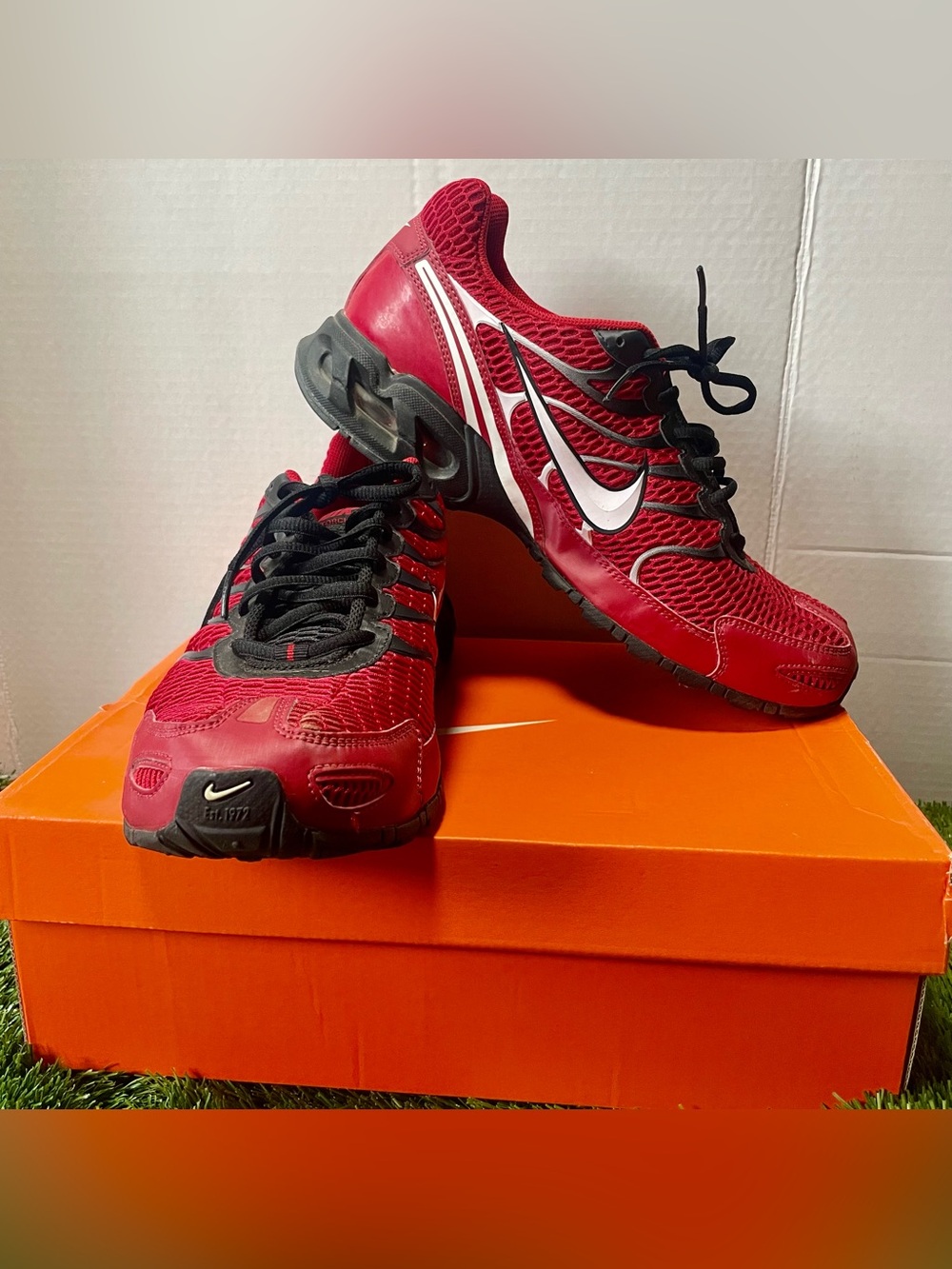 Nike Air Max Torch 4 Gym Red Black White Men’s Size 12 343846-600 w/ Box
